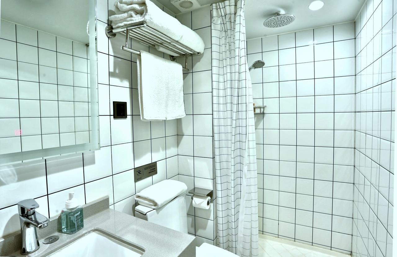 U Hotels Xintiandi Shanghai Luaran gambar
